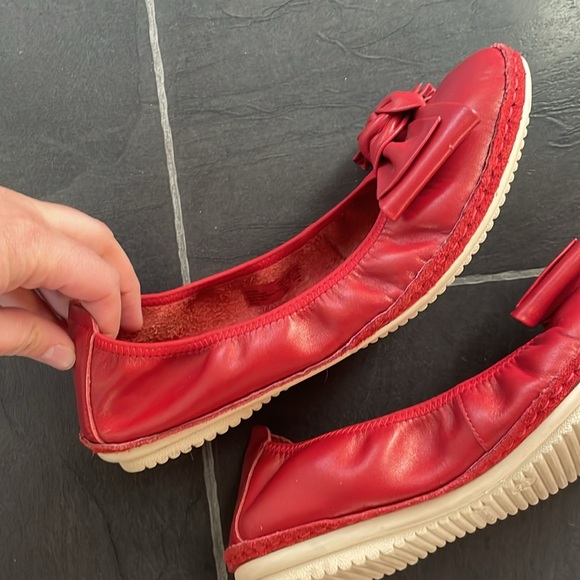 Red bow ballet flats - Picture 3 of 4